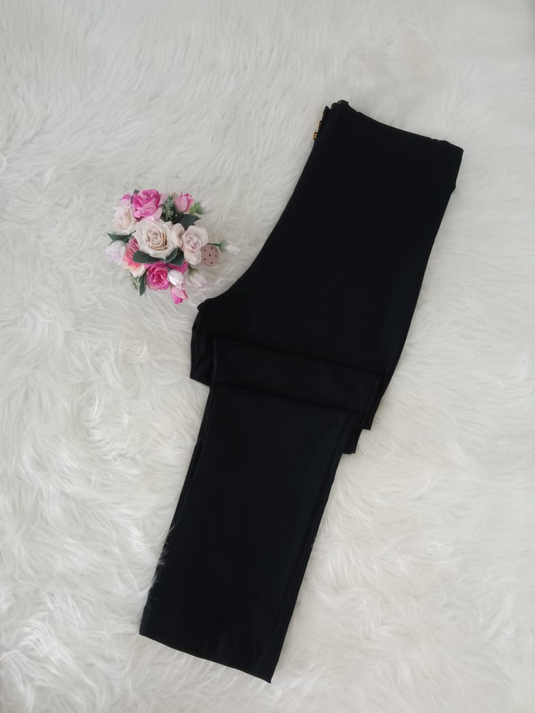 Calça Plus Size*
