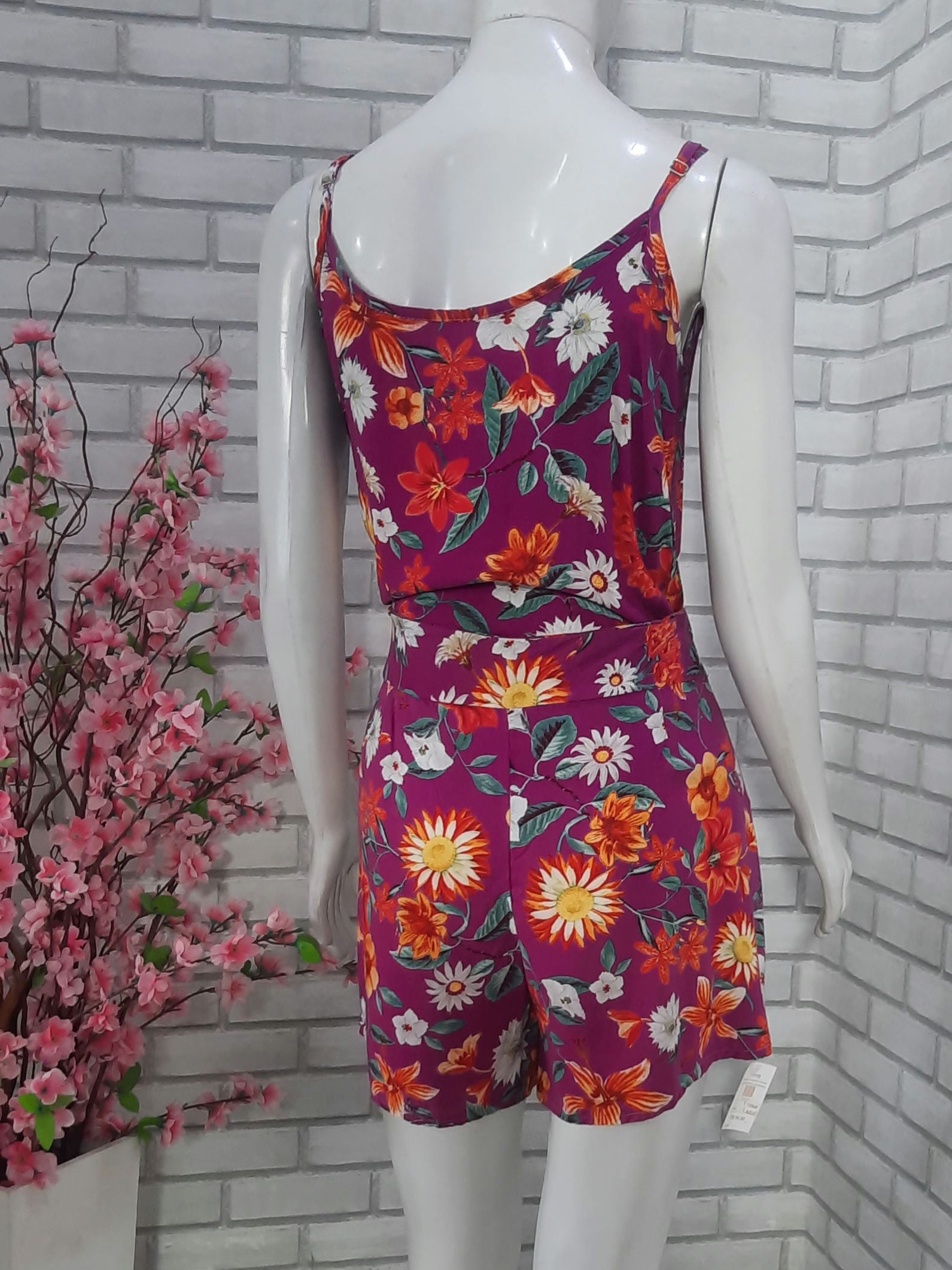 Conjunto de short e blusa alça fina*